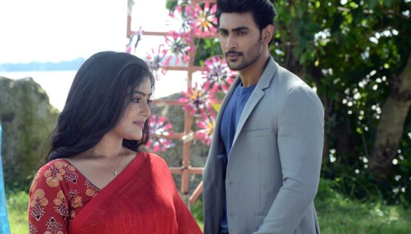 কলাকুশলীদের আর্থিক অবস্থা, চ্যানেলেন মুনাফা ও সাধারণ মানুষের কথা মাথায় রেখেই ঝাঁপ খুলেছিল টলিউডের।