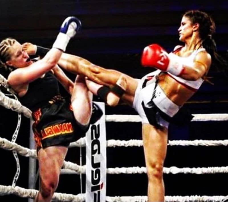 Mixed martial art player Gina Carano topless pictures went viral on social media spb