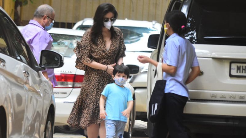 taimur ali khan outing with mummy kareena kapoor KPJ