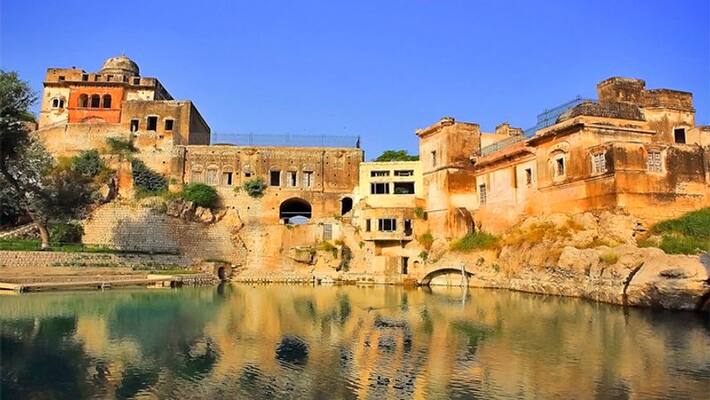 Sawan This famous temple of Lord Shiva is in Pakistan, it is believed Mahadev wept here after the death of Sati KPI Sawan This famous temple of Lord Shiva is in Pakistan, it is believed Mahadev wept here after the death of Sati KPI