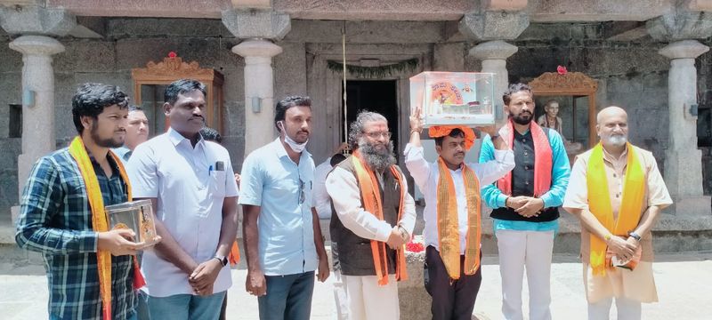 Pramod Mutalik Talks Over CM Change in State