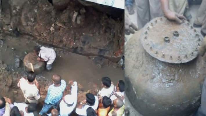 madhya pradesh ujjain gold and silver jewellry found in excavation of a 100 year old house kpr madhya pradesh ujjain gold and silver jewellry found in excavation of a 100 year old house kpr