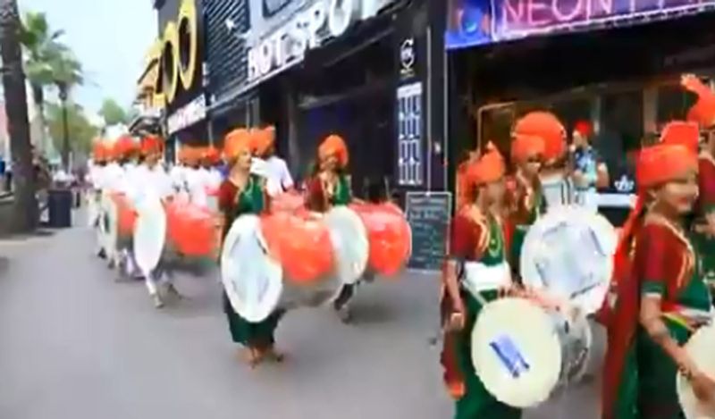 reality of indians celebrating ram mandir construction in spain dancing viral video kph