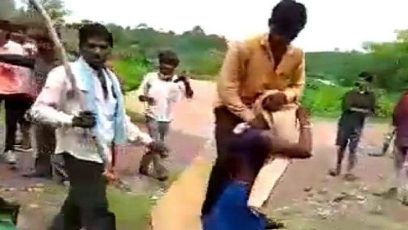 madhya pradesh tribal woman was beaten up suspected of having an affair video viral in jhabua kpr