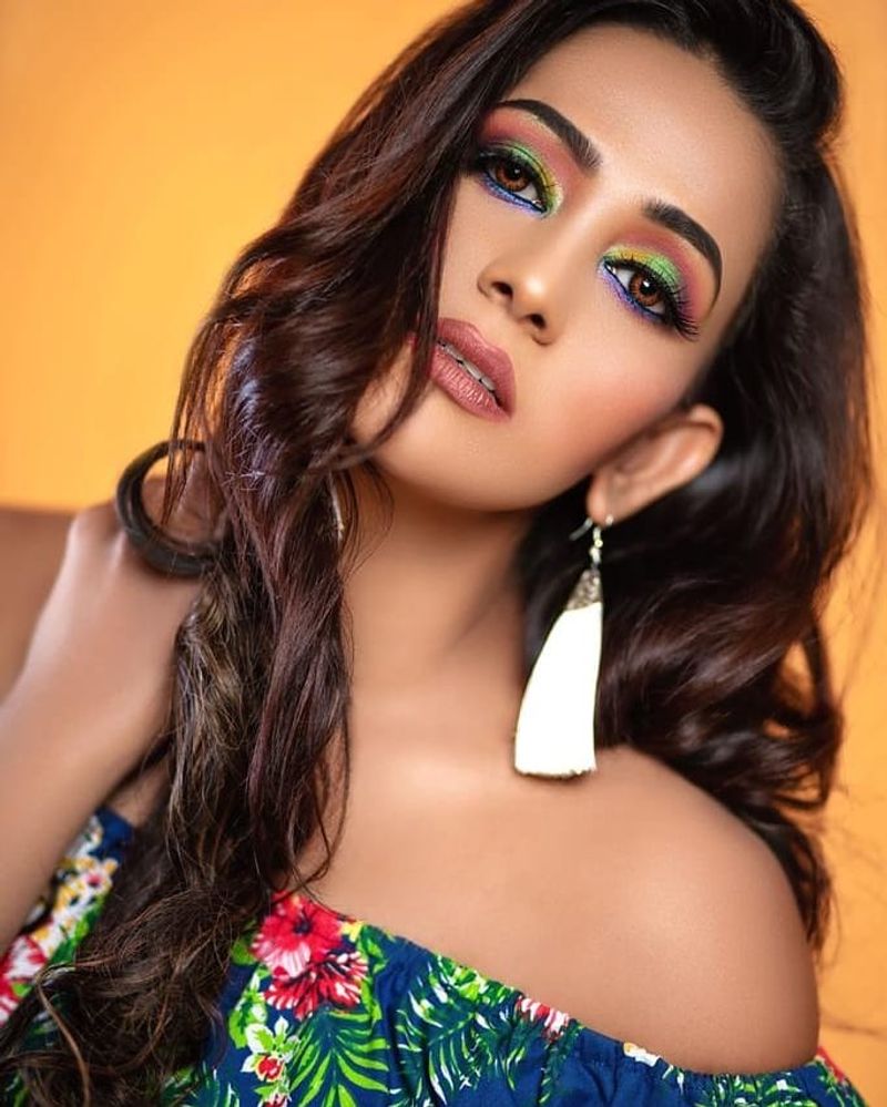 sanjana singh photogallery