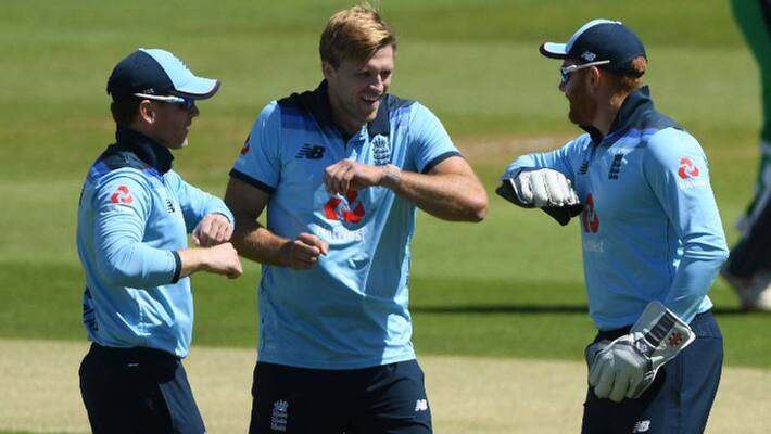 david willey takes 4 ireland wickets in just 4 overs irish batsmen struggling in first odi against england david willey takes 4 ireland wickets in just 4 overs irish batsmen struggling in first odi against england