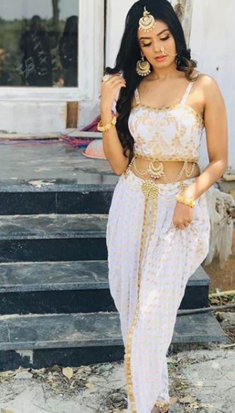 zee kannada Nagini fame Namratha gowda photo gallery