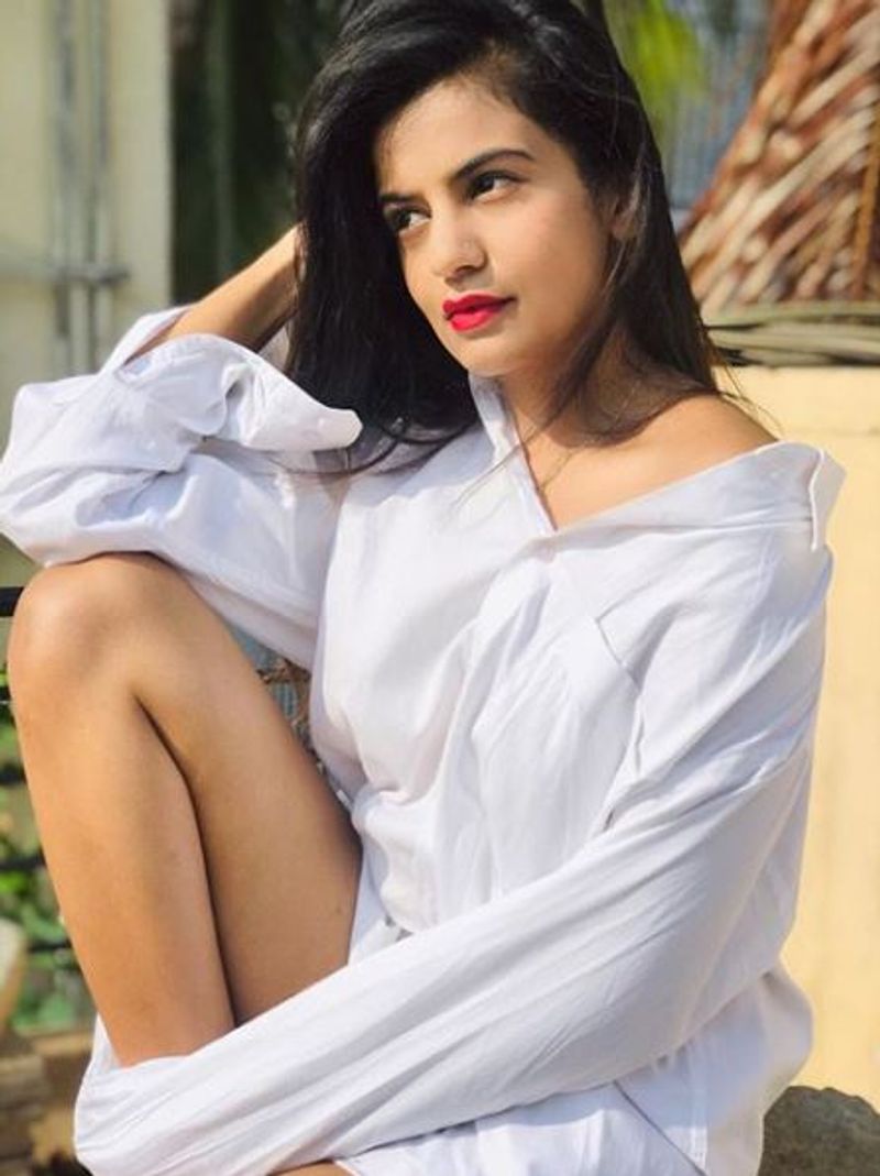 zee kannada Nagini fame Namratha gowda photo gallery
