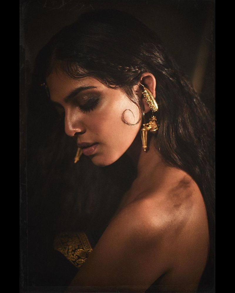 Malayali Beauty Malavika Mohanan Tribal Photoshoot