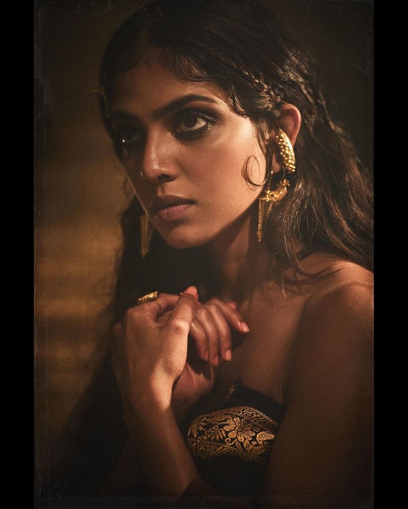 Malayali Beauty Malavika Mohanan Tribal Photoshoot