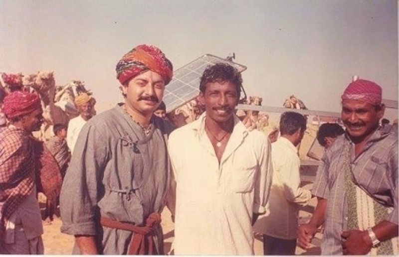 மொட்டை ராஜேந்திரன் இவர் ஒரு ஸ்டண்ட் மேன் தான் இவருக்கு முடி வலராம இருக்க கரணம் இவர் ஒரு படத்திற்கு ஸ்டண்ட் செய்யும் பொழுது கழிவு நீரில் விழுந்துட்டாரு அப்பொழுது இருந்து முடி வளரவே இல்லையாம் 