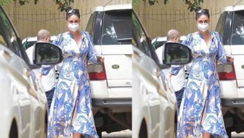 Kareena Kapoor simple blue and white silk dress price is unbelievable have a look
