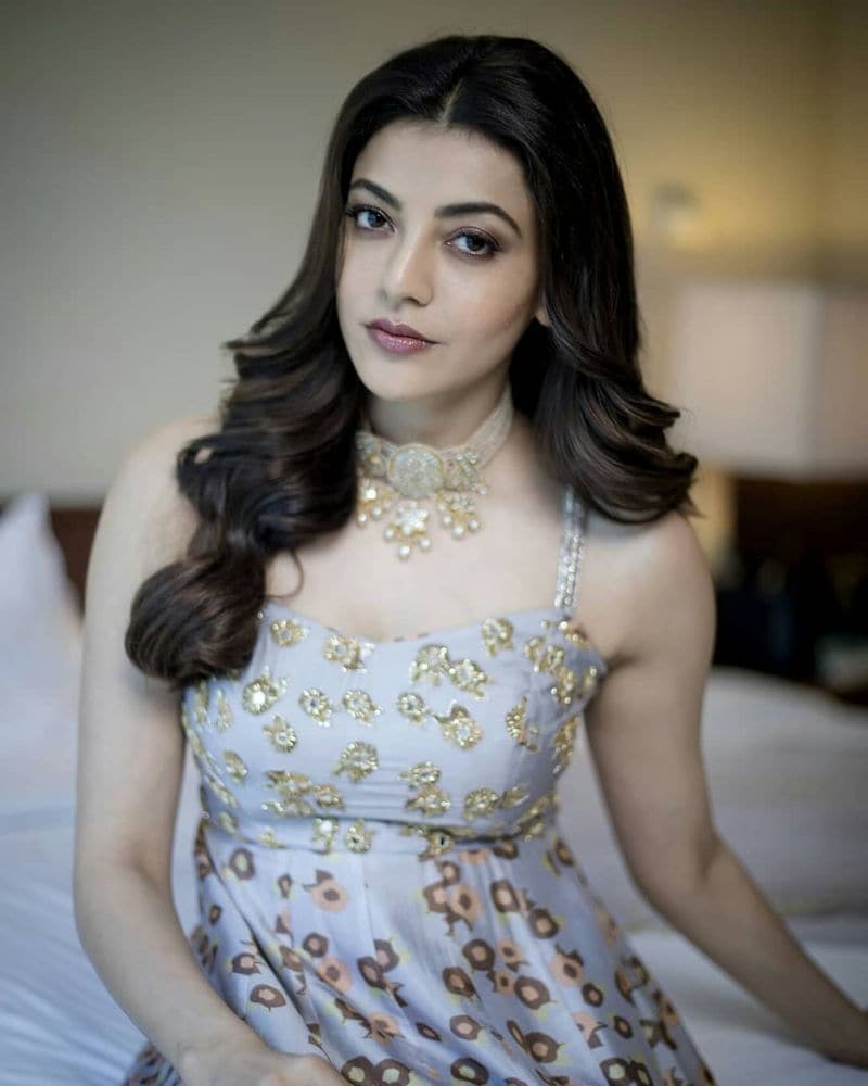 கண்ணிலே மயக்கும் காஜல் அகர்வால் 