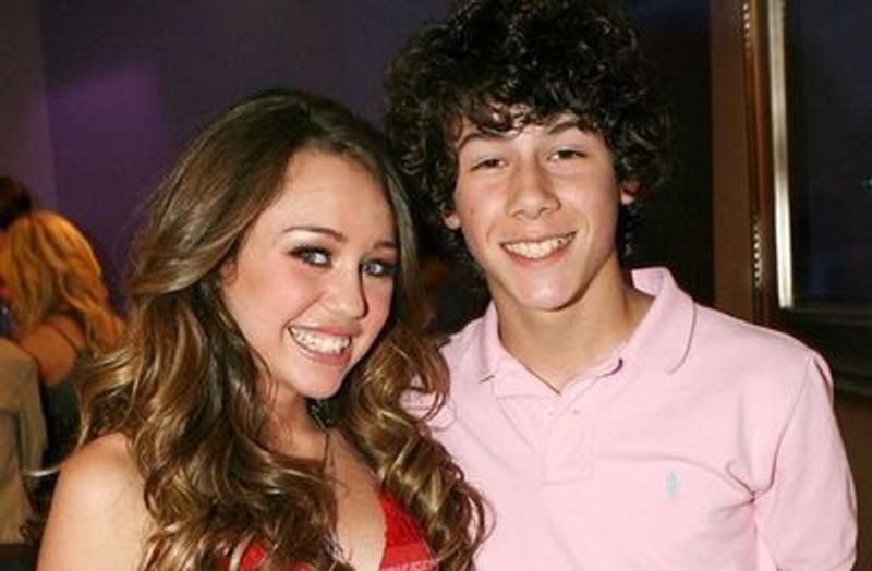 Priyanka Chopra husband Nick Jonas first kiss was outside pizza shop he kissed Miley Cyrus