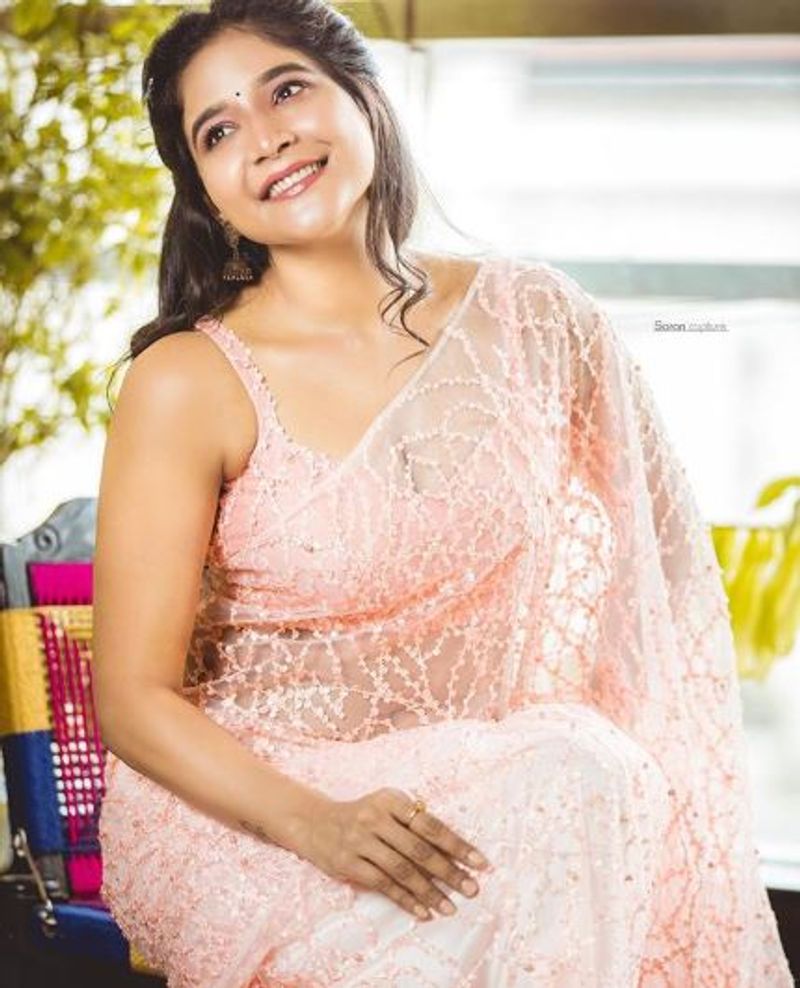 actress sakshi agarwal over load hot saree photo shoot