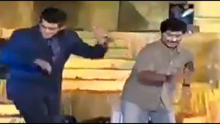 ajith dance in stage with raju sundharam video goes viral ajith dance in stage with raju sundharam video goes viral