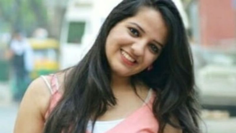 haryana news tv anchor priyanka juneja committed suicide hanged and killed no suicide note found kpr