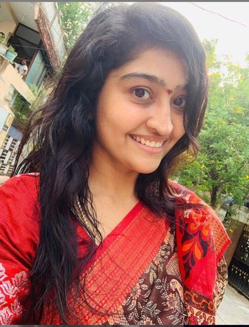 குழந்தை பெற்றபின்பும் கூடி கொண்டே போகும் அழகு 