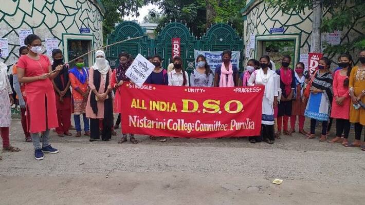 Authority withdraw extra fee for admission in Nisarini college at Purulia Authority withdraw extra fee for admission in Nisarini college at Purulia
