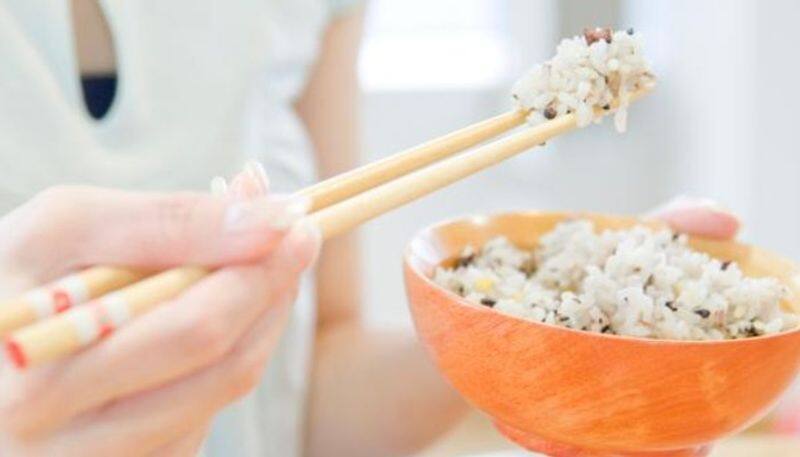 Do You Eat Rice With Hands? This Twitter Post By Royal Expert Might Offend You