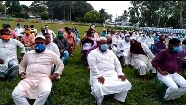 Administrative official holds meeting with Imams ahead of ID in Murshidabad. Administrative official holds meeting with Imams ahead of ID in Murshidabad.