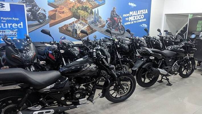 Supreme Court barred registration of BS4-compliant vehicles till further orders Supreme Court barred registration of BS4-compliant vehicles till further orders