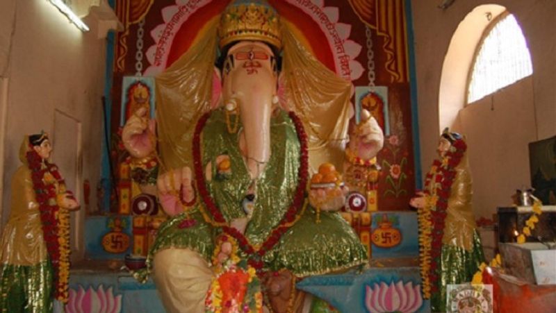 madhya pradesh ujjain raksha bandhan 2020 rafale rakhi to be tied on thebade ganeshji in ujjain kpr