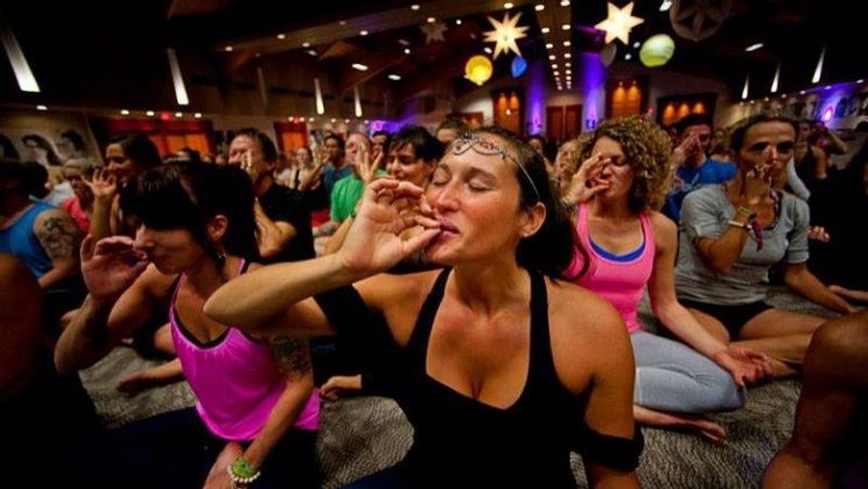 In San Francisco of USA, Yoga is done with smoking marijuana MJA