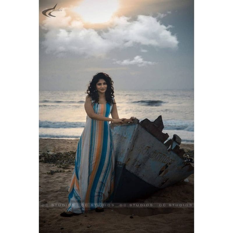 பிக்பாஸ் நிகழ்ச்சி முடிந்த பிறகு கலைஞர் தொலைக்காட்சியில் ஒளிபரப்பான ஓடி விளையாடு பாப்பா என்ற நிகழ்ச்சியை தொகுத்து வழங்கினார். இடையில் பட வாய்ப்புகள், கடை திறப்பு விழா, கல்லூரி நிகழ்ச்சிகள் என பிசியாக வலம் வந்தார். ஆனால் இவர் ஹீரோயினாக நடித்த ஒரு படம் கூட இன்னும் வெளியாகவில்லை.