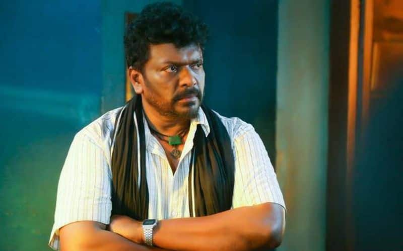 Actor Parthiban toxic answer to the fans question