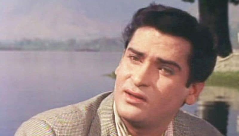 Shammi Kapoor
The 1970s heartthrob Shammi Kapoor died on August 14, 2011. In Ranbir Kapoor's film Rockstar, he did a guest appearance, which released in November in the same year.