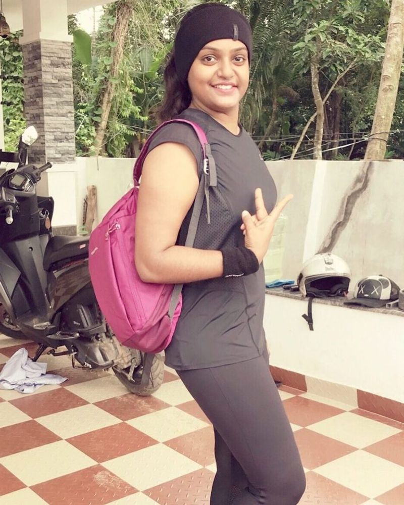 Karthika Deepam Fame Vantalakka Premi Viswanath Photos Viral
