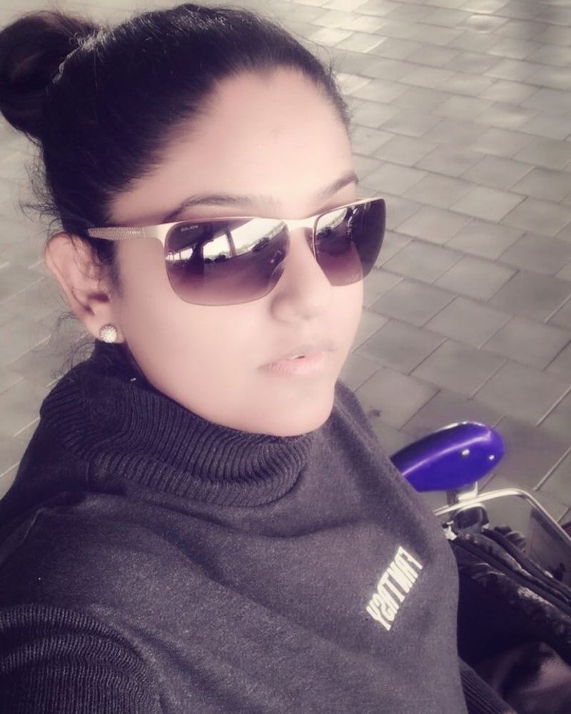 Karthika Deepam Fame Vantalakka Premi Viswanath Photos Viral