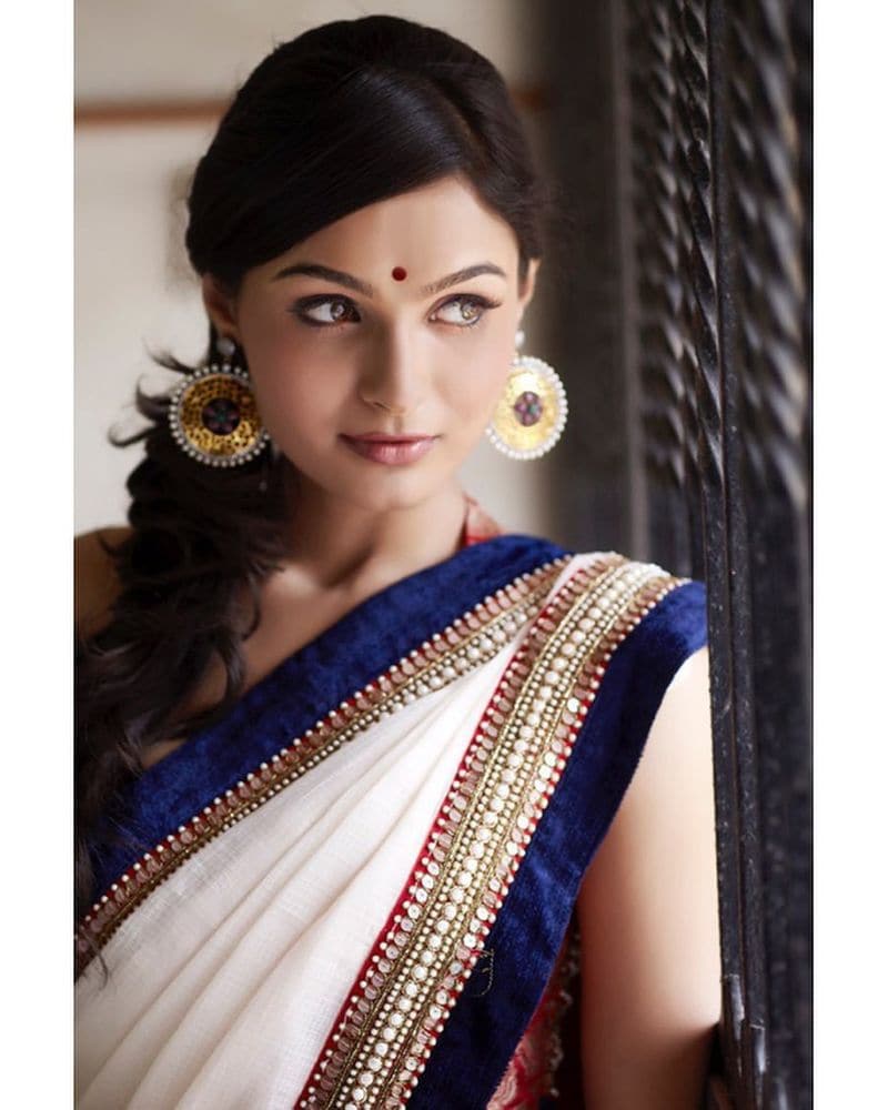 andrea jeremiah photogallery