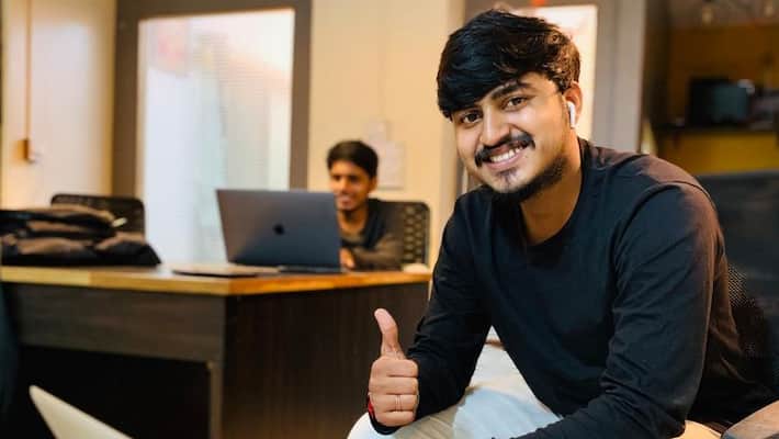 Prashant Urankar's community ''who cares' platform addresses the emotionally and mentally drained people Prashant Urankar's community ''who cares' platform addresses the emotionally and mentally drained people