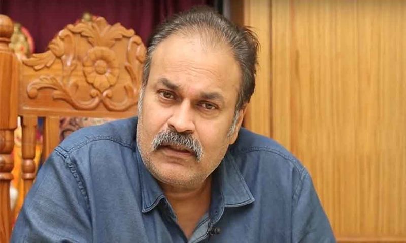 AP BJP Chief Somu veerraju Meets Chiranjeevi: nagababu Gets MLC?