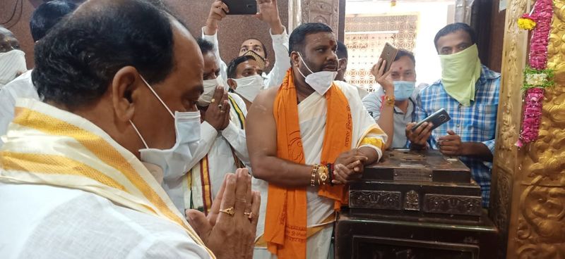 Telangana Govt Focus On Development of Basara Saraswati temple