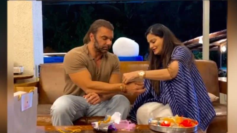 Salman Khan first clean shave then celebrate Rakshabandhan with sisters Arpita Alvira at panvel farmhouse photos viral KPJ