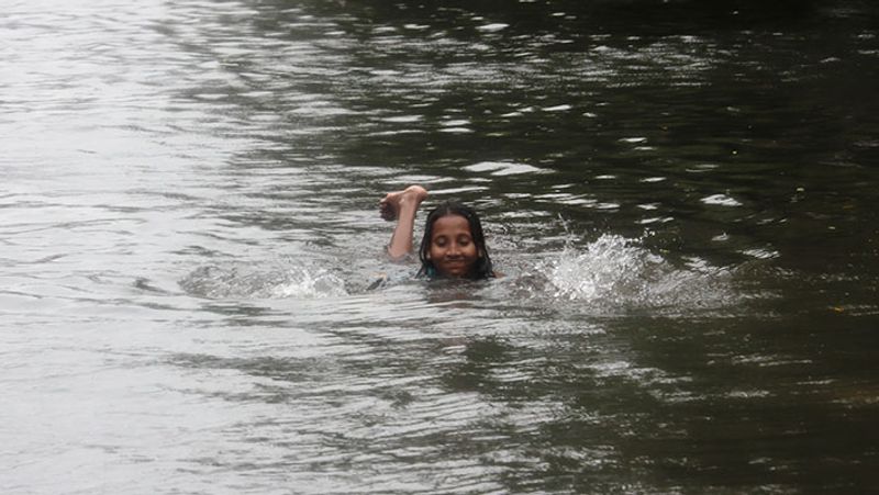 Mumbai Flooded After Heavy Overnight Rain Trains Suspended BSS