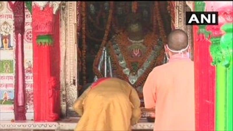 narenda modi in ayodhi for ramar kovil boomi poojai photos
