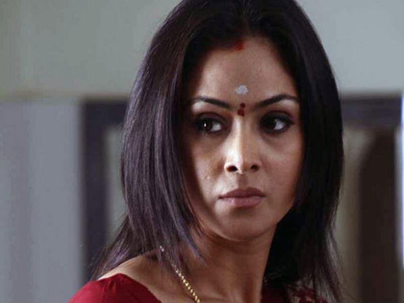 simran turn to young actor motherinlaw character