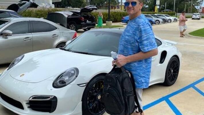 Florida Man Busted After Allegedly Buying Porsche 911 Turbo with fake cheque Florida Man Busted After Allegedly Buying Porsche 911 Turbo with fake cheque