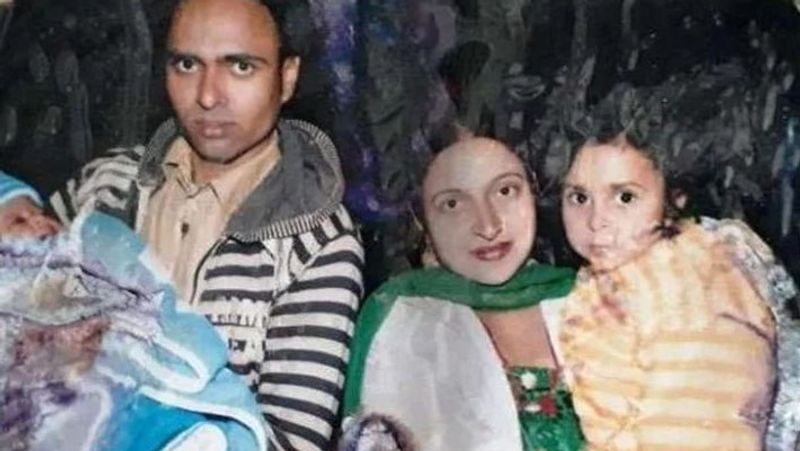Ludhiana LoveMarriage, Girlfriend did highvoltage drama by climbing high-tension line in Machhliwara kpa
