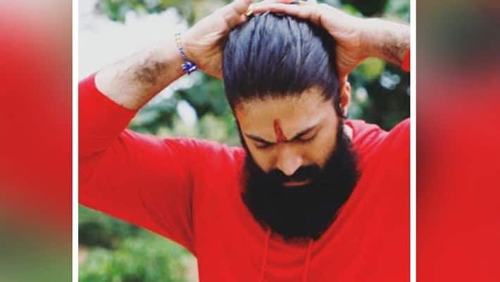 No one rocks the stubble style better than KGF Superstar Yash; take a look No one rocks the stubble style better than KGF Superstar Yash; take a look
