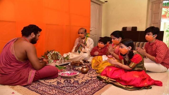 ayodya bhoomi pooja...telangana bjp chief bandi sanjay special pooja in karimnagar ayodya bhoomi pooja...telangana bjp chief bandi sanjay special pooja in karimnagar
