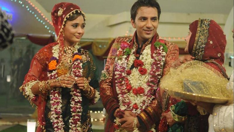 Sara khan Birthday Special Know her controversial life And facts KPY