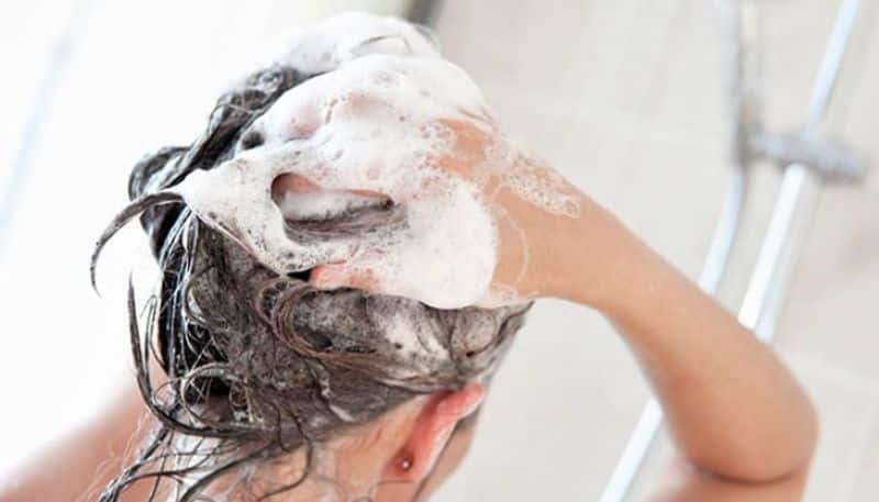 monsoon tips for those who have oily hair