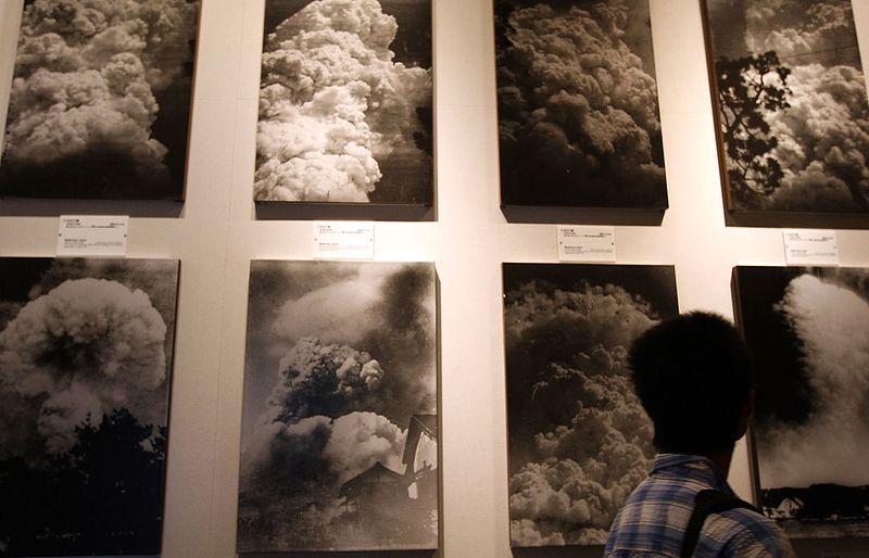 atomic bomb attack on Hiroshima and Nagasaki by america photos KPP