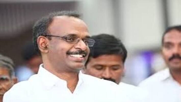 PV Sidha reddy treated corona patients in kadiri PV Sidha reddy treated corona patients in kadiri
