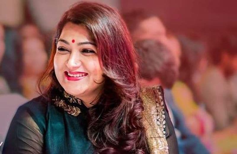 Khushbu complaints on her threats to West Bengal cm and police